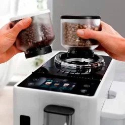Rivelia Helautomatisk kaffemaskin, hvit & 2 stk kaffebønner DLSC600