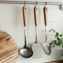 Rustfritt stål suppeskje