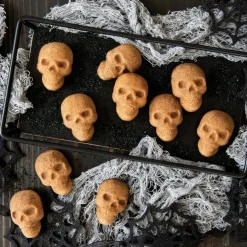 Skull Bites bakeform