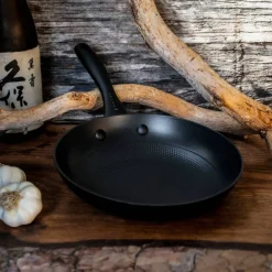 Stekepanne 30 cm, lettvektsstøpejern