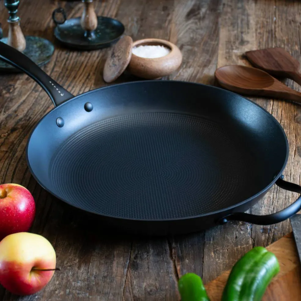 Stekepanne 32 cm, lettvektsstøpejern