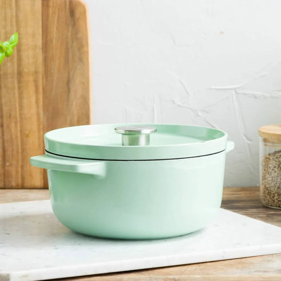 Støpejernsgryte 22 cm/3,3 liter, pistachio