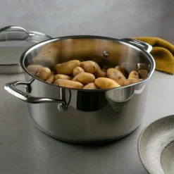 STS gryte med lokk 24 cm/4,8 liter