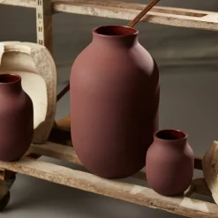 Studio Omaggio #1 vase 31 cm, bordeaux