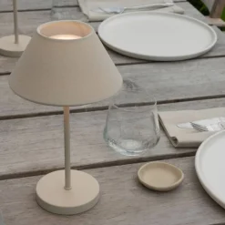 Teya bærbar bordlampe, offwhite