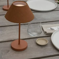 Teya bærbar bordlampe, terracotta