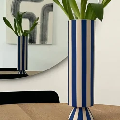 Toppu vase 31 cm, hvit/blå