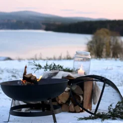 Tradisjonell peis med gnistbeskyttelse