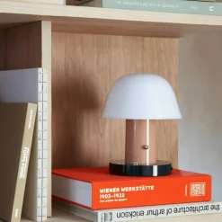 &Tradition Setago JH27 bærbar lampe, rust