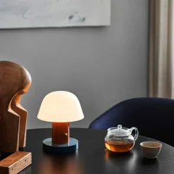 &Tradition Setago JH27 bærbar lampe, maroon