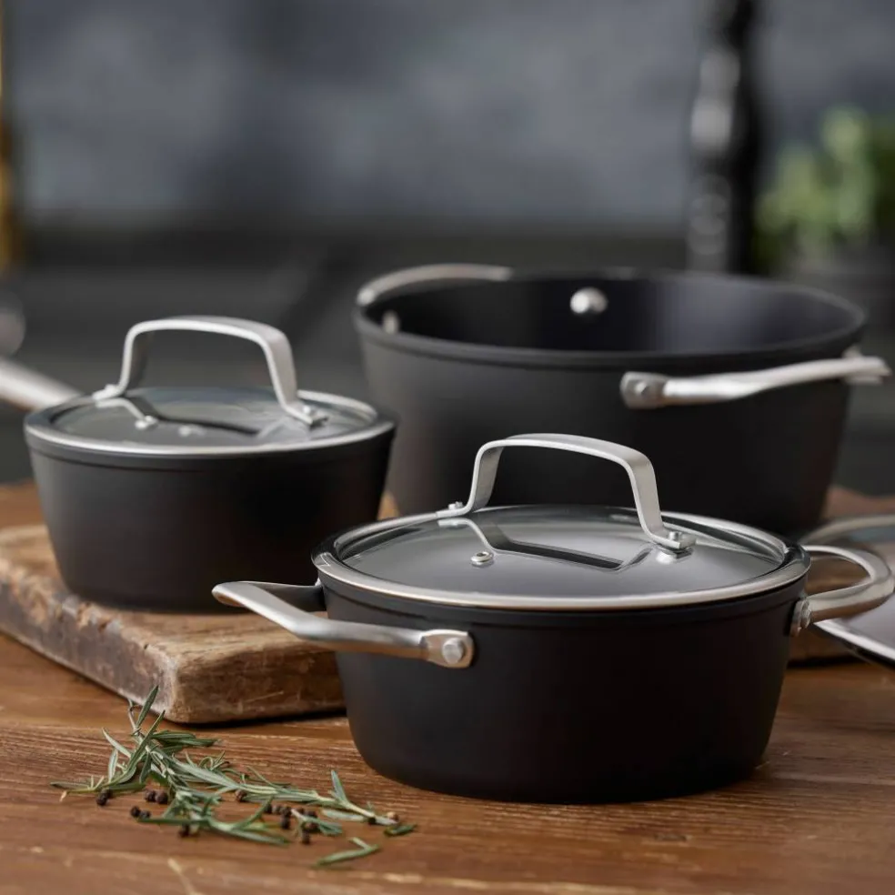 Travo grytesett med glasslokk 6 deler, svart aluminium