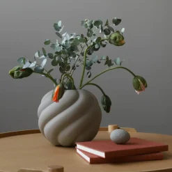 Twist Ball vase 20 cm, svart
