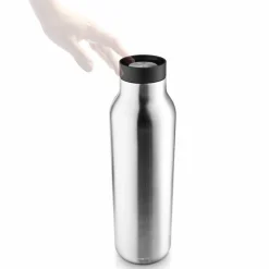 Urban termosflaske 0,7 liter, stål/svart