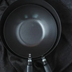 Wokpanne 30 cm, svart